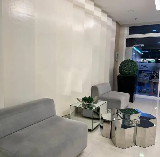 Pinas Cozy Escape Manila
