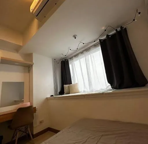 Pinas Cozy Escape Apartment