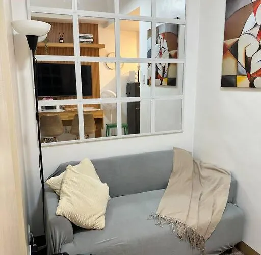Pinas Cozy Escape Manila